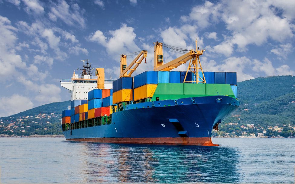 Navieras aplican recargos y medidas de seguridad en el Golfo Pérsico por tensiones en la región